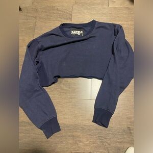 TWEEN DYLAN SUPER CROP CREW SWEATSHIRT
Katie J NYC navy ￼GUC